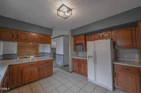 1310 25th St W, Williston, ND 58801 photo 10