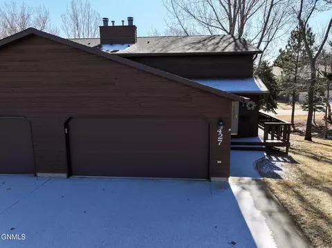 427 Brandon Dr E, Bismarck, ND 58503 photo 45