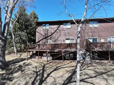 427 Brandon Dr E, Bismarck, ND 58503 photo 42
