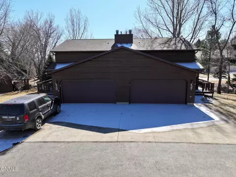 427 Brandon Dr E, Bismarck, ND 58503 photo 56