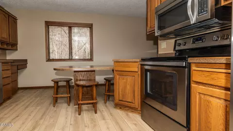 427 Brandon Dr E, Bismarck, ND 58503 photo 14
