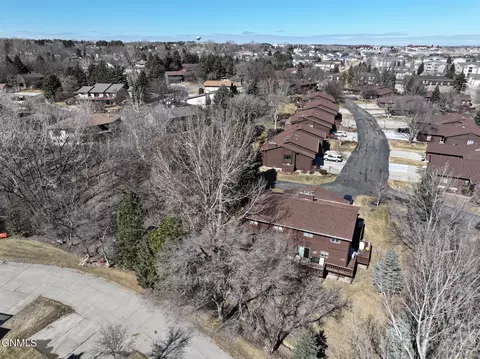 427 Brandon Dr E, Bismarck, ND 58503 photo 50