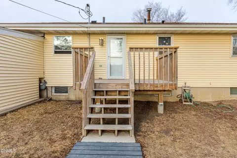 1406 Central Dr, Mandan, ND 58554 photo 35