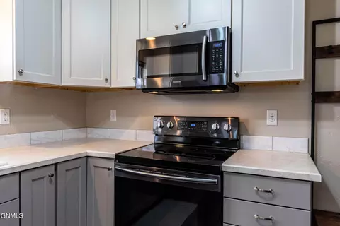 1406 Central Dr, Mandan, ND 58554 photo 7