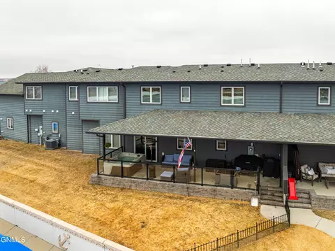 Exterior - 1331 Bayview Ct, Bismarck, ND 58504 photo 1 of 13