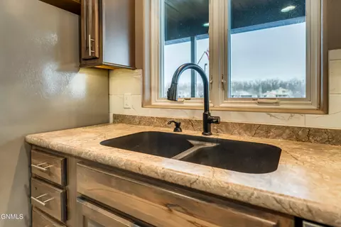 Kitchen - 1331 Bayview Ct, Bismarck, ND 58504 photo 7 of 7