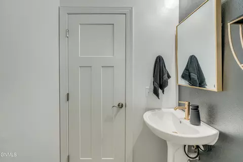 Other - 1331 Bayview Ct, Bismarck, ND 58504 photo 6 of 25