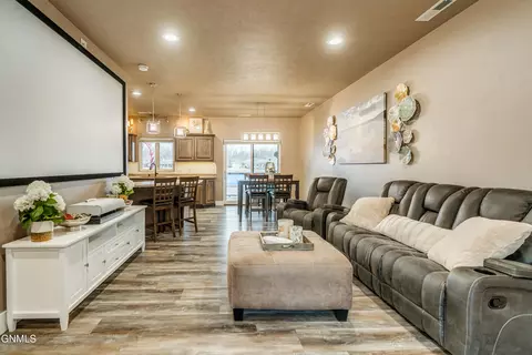 Living - 1331 Bayview Ct, Bismarck, ND 58504 photo 3 of 3