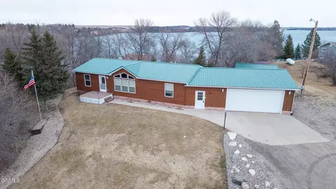 137 Camp Rokiwan Rd, Jamestown, ND 58401