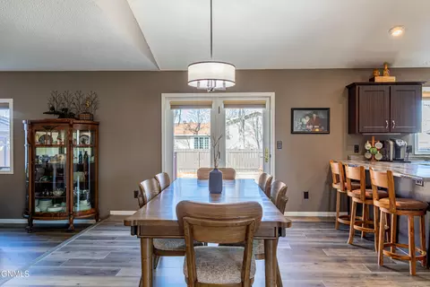 Dining - 302 Stuttgart Dr, Bismarck, ND 58504 photo 2 of 5
