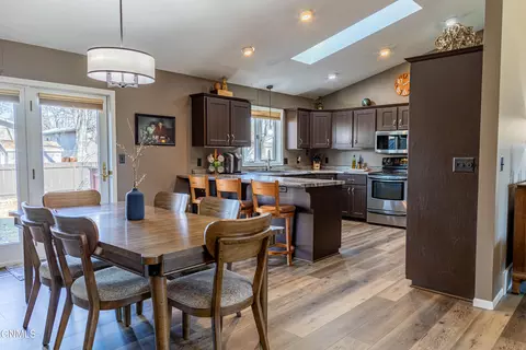 Dining - 302 Stuttgart Dr, Bismarck, ND 58504 photo 3 of 5