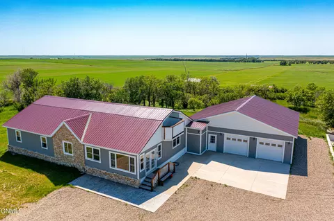 Exterior - 5507 145th Ave NW, Williston, ND 58801 photo 1 of 6