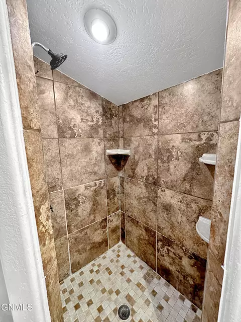 Bath - 5507 145th Ave NW, Williston, ND 58801 photo 8 of 10