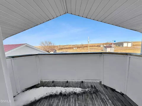 Exterior - 5507 145th Ave NW, Williston, ND 58801 photo 6 of 6
