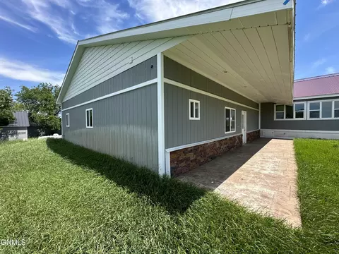 Exterior - 5507 145th Ave NW, Williston, ND 58801 photo 4 of 6