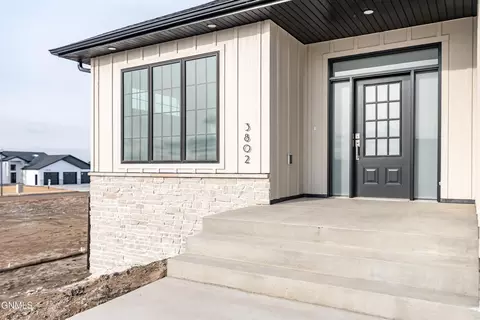 Exterior - 3802 Platinum St, Bismarck, ND 58503 photo 2 of 2