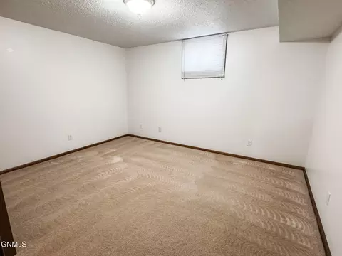 Bedroom - 624 11th St E, Williston, ND 58801 photo 5 of 5