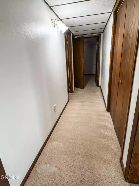 Entry Way - 624 11th St E, Williston, ND 58801 photo 4 of 4