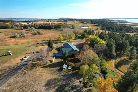 1333 41e Ave NW, Garrison, ND 58540 photo 39