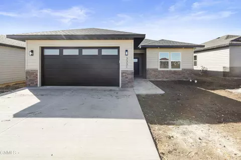 3331 34th St W, Williston, ND 58801