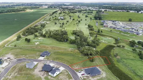 2532 Dutton Cir SE, Mandan, ND 58554 photo 1