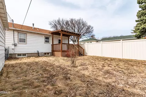 511 23rd St, Bismarck, ND 58501 photo 27