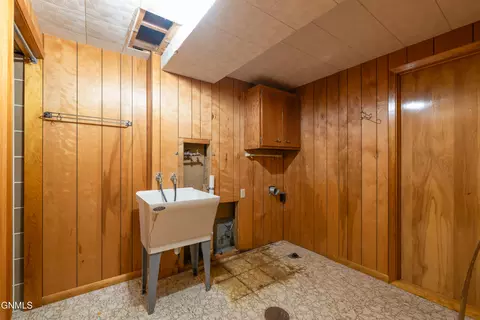 511 23rd St, Bismarck, ND 58501 photo 25