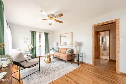 511 23rd St, Bismarck, ND 58501 photo 8