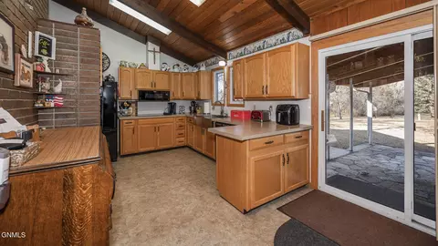 417 4th Ave NW, Hazen, ND 58545 photo 13