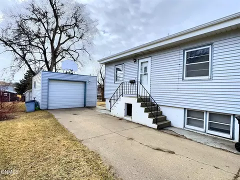 1029 Riverview Ave, Bismarck, ND 58504 photo 15