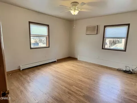 1029 Riverview Ave, Bismarck, ND 58504 photo 12