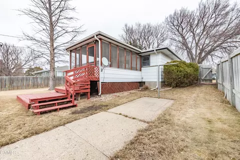 Exterior - 1808 N 9th St, Bismarck, ND 58501 photo 6 of 13