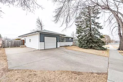 Exterior - 1808 N 9th St, Bismarck, ND 58501 photo 11 of 13