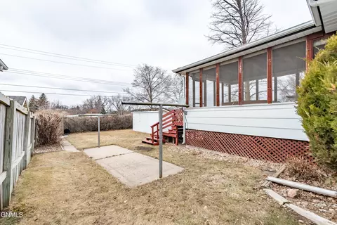 Exterior - 1808 N 9th St, Bismarck, ND 58501 photo 7 of 13