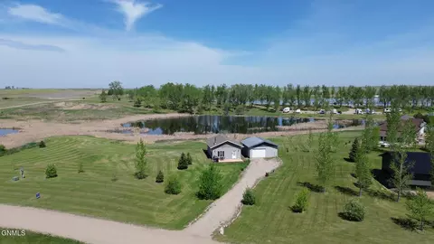 4352 Walleye Way, Wishek, ND 58495