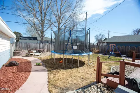 406 17th Ave W, Williston, ND 58801 photo 43