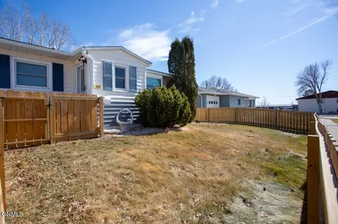 406 17th Ave W, Williston, ND 58801 photo 5