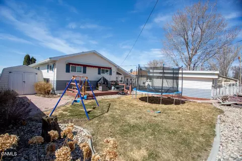 406 17th Ave W, Williston, ND 58801 photo 40