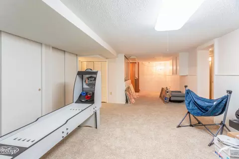 406 17th Ave W, Williston, ND 58801 photo 27