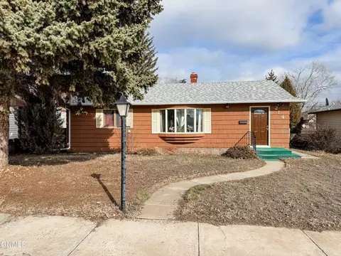 214 Howard St, Plentywood, MT 59254