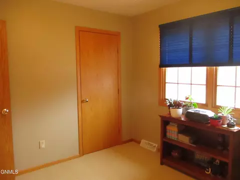 910 Main St, Stanton, ND 58571 photo 26