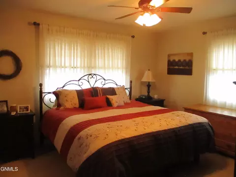 910 Main St, Stanton, ND 58571 photo 22