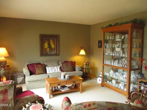 910 Main St, Stanton, ND 58571 photo 20