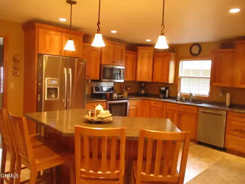 910 Main St, Stanton, ND 58571 photo 10