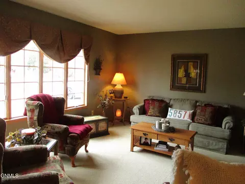 910 Main St, Stanton, ND 58571 photo 7