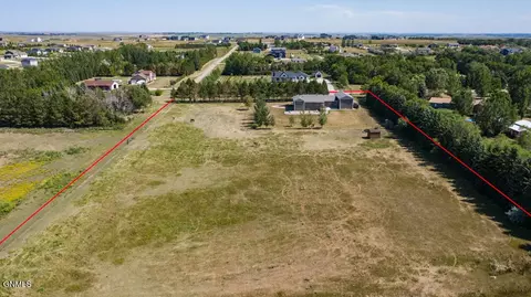 View/Area - 7606 Moonlite Rd, Bismarck, ND 58503 photo 6 of 10