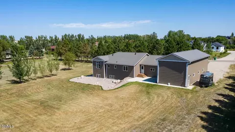 Other - 7606 Moonlite Rd, Bismarck, ND 58503 photo 5 of 31