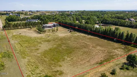 View/Area - 7606 Moonlite Rd, Bismarck, ND 58503 photo 5 of 10