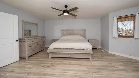 Bedroom - 11325 35th St SW, Dickinson, ND 58601 photo 1 of 6