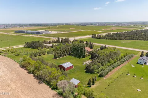 View/Area - 11325 35th St SW, Dickinson, ND 58601 photo 11 of 16